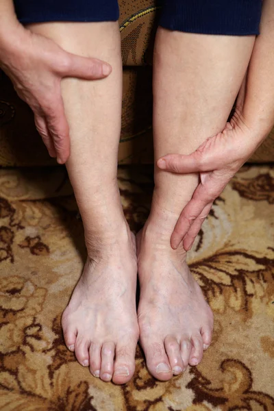 Legs of senior woman — Stock Photo, Image