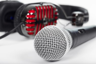 mikrofon ve kulaklık 