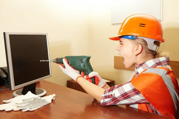 Jungunternehmer im Büro. Wut — Stockfoto