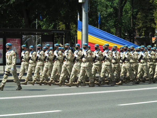 2021 Молдова Чісінау Солдати Беруть Участь Військовому Параді Присвяченому Дню — стокове фото