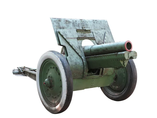 Старая русская артиллерийская пушка, изолированная над белой — стоковое фото