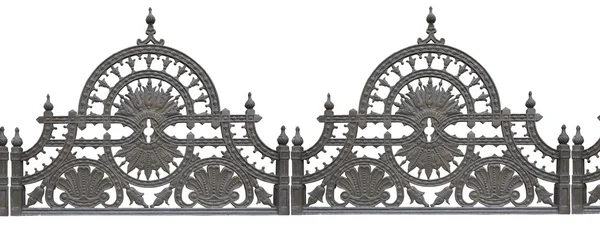 Gamla smidda metalliskt dekorativa galler staket isolerade över vita Royaltyfria Stockbilder
