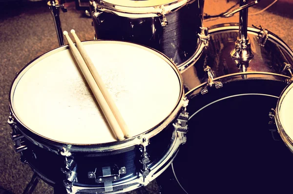 Conceptuele afbeelding van drums. — Stockfoto