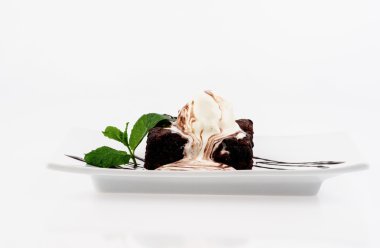 Çikolatalı topping dondurma. Tatlı Grey