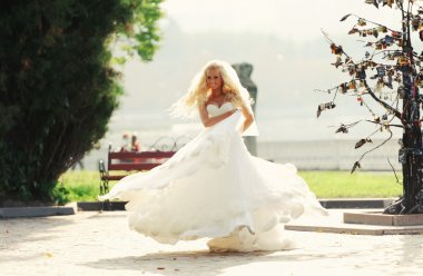 Muhteşem Gelinlik genç gelin