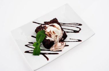 Çikolatalı topping dondurma. Tatlı Grey