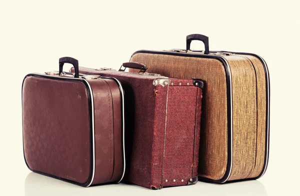 Vecchie valigie vintage su sfondo bianco — Foto Stock