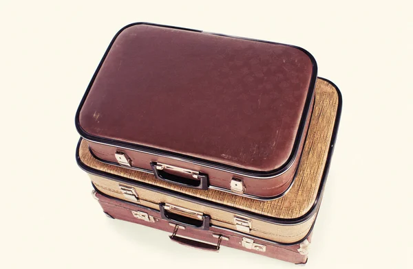 Vecchie valigie vintage su sfondo bianco — Foto Stock