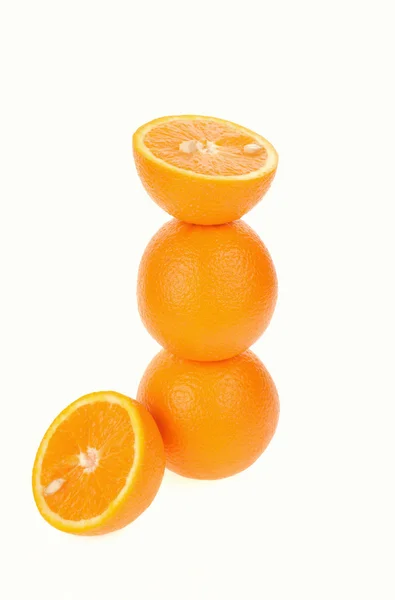 Tranches d'orange isolées sur le fond blanc — Photo