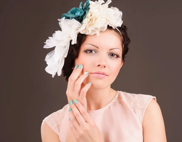 Retrato de mujer hermosa — Foto de Stock