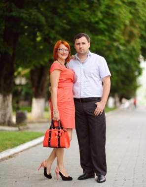 Yetişkin aile çift ayakta