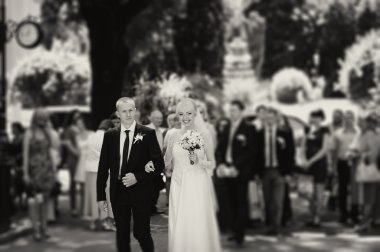 Mutlu gelin ve damat düğünlerinde 