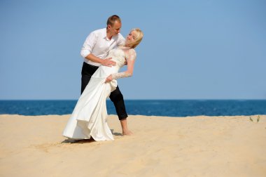 Mutlu gelin ve damat düğünlerinde 