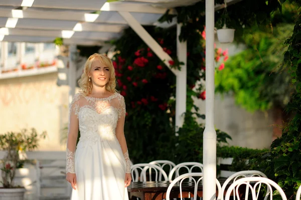 Güzel açık gelin portresi