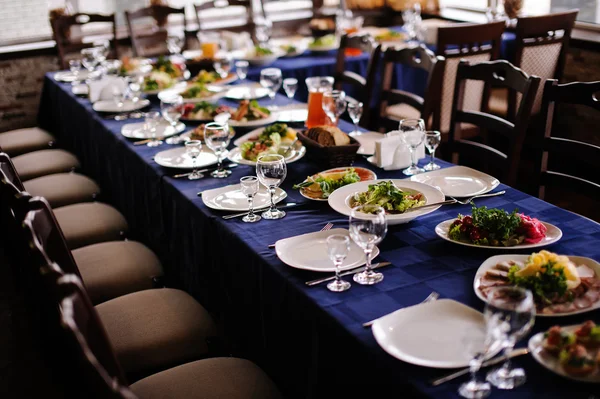 Catering table set service with silverware — Stock Photo, Image