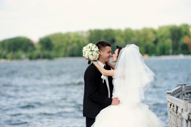 Mutlu gelin ve damat düğünlerinde 