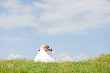 Mutlu gelin ve damat düğünlerinde 