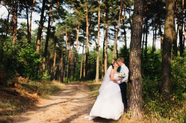 Mutlu gelin ve damat düğünlerinde 