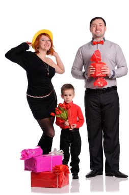 beyaz zemin üzerinde mutlu bir aile