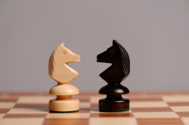 Ahşap Satranç taşları