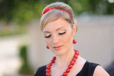 Güzel bir kadının portresi 