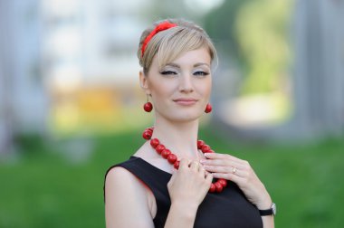 Güzel bir kadının portresi 