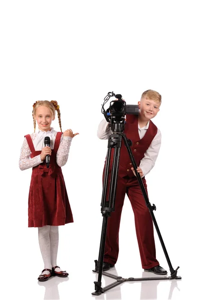 Szczęśliwe dzieci z aparat fotograficzny i mikrofon — Zdjęcie stockowe