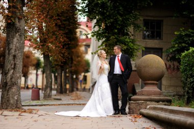 Mutlu gelin ve damat düğünlerinde 