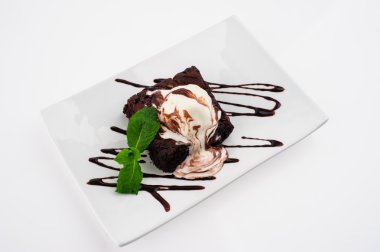 Çikolatalı topping dondurma. Tatlı Grey