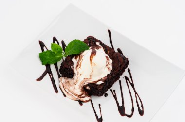 Çikolatalı topping dondurma. Tatlı Grey