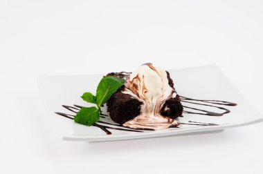 Çikolatalı topping dondurma. Tatlı Grey