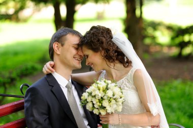 Mutlu gelin ve damat düğünlerinde 