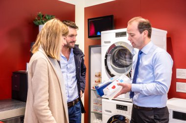 Çamaşır makinesi kartuşları çift için gösterilen satıcı