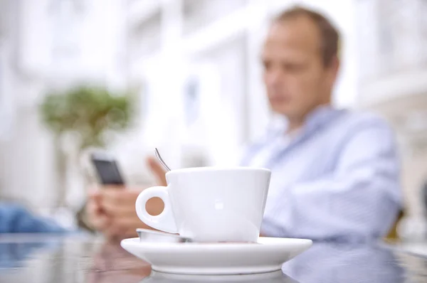 Kaffekopp på ett bord — Stockfoto