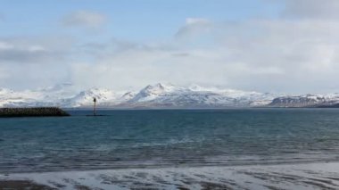 İzlanda zaman atlamalı