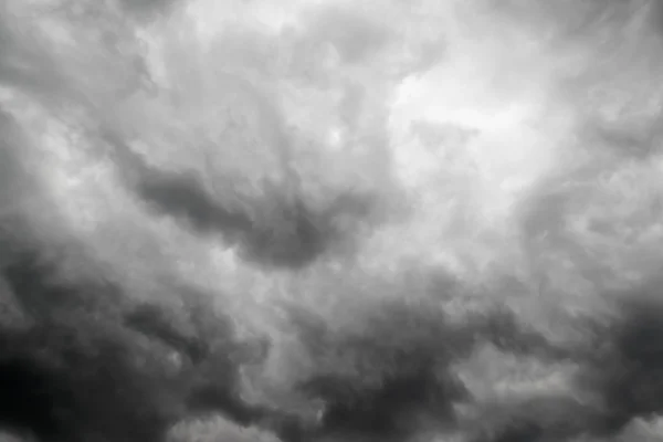 Dark stormy clouds — Stock Photo, Image