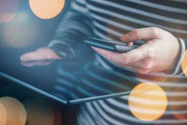 Akıllı telefon ve tablet veri senkronizasyonu, kadın transferi fi