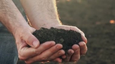 Verimli topraklar avuç çiftçi