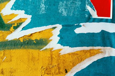 Reklam afişleri kağıt doku yırtılmış