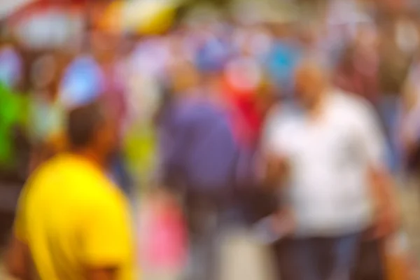 Street crowd out of focus — Stock Photo, Image