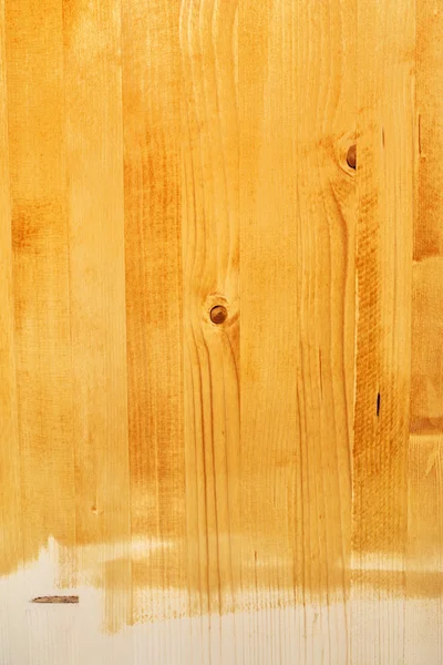 Gele houten bord textuur geschilderd met acrylverf — Stockfoto