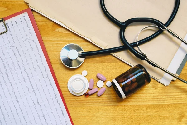 Medical doctor's office desk top view as copy space — Stock Photo, Image