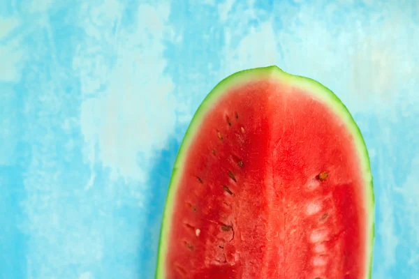 Pohled shora nakrájený meloun ovoce s kopií prostor — Stock fotografie