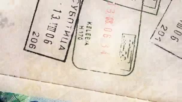 Timbres dans le passeport — Video