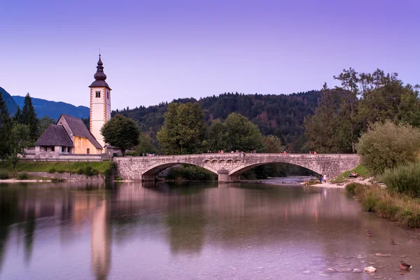 Église Saint-Jean-Baptiste au lac Bohinj — Photo