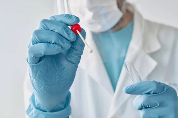 Profissional Médico Realizando Swab Oral Teste Covid Foco Seletivo — Fotografia de Stock