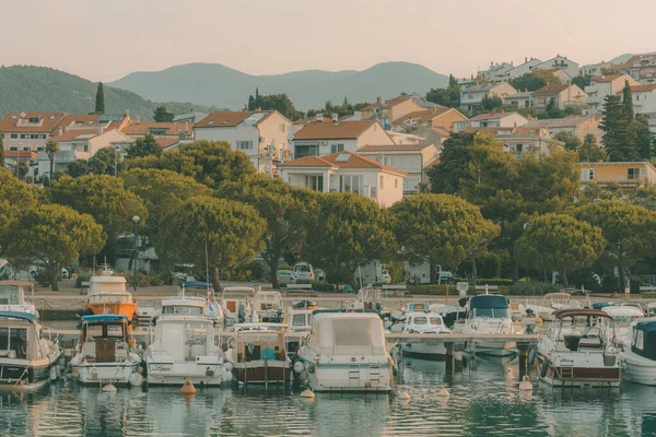 Crikvenica Croatia Temmuz 2021 Crikvenica Limanındaki Tekneler Kvarner Körfezi Rıhtımlarına — Stok fotoğraf