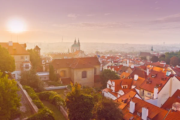 Prag stadssilhuetten morgon — Stockfoto