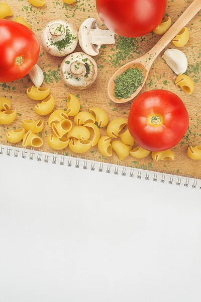 Garlic Parsley Mushroom Tomato Pasta Recipes — Stock Photo, Image