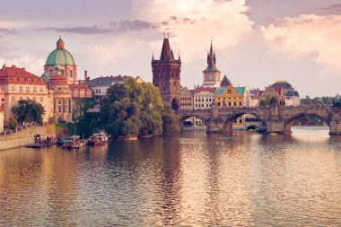 Çek Cumhuriyeti Prag 'daki Charles Köprüsü